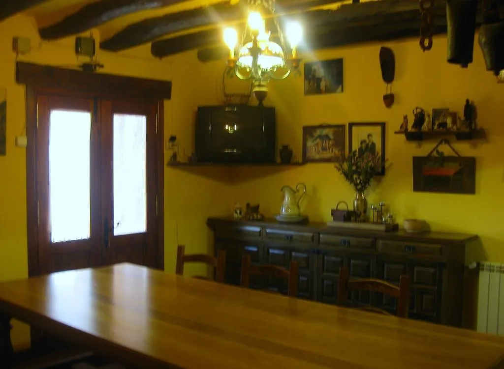 Casa Enriu-Alojamiento Y Desayuno Vilaller 0*,  Spain